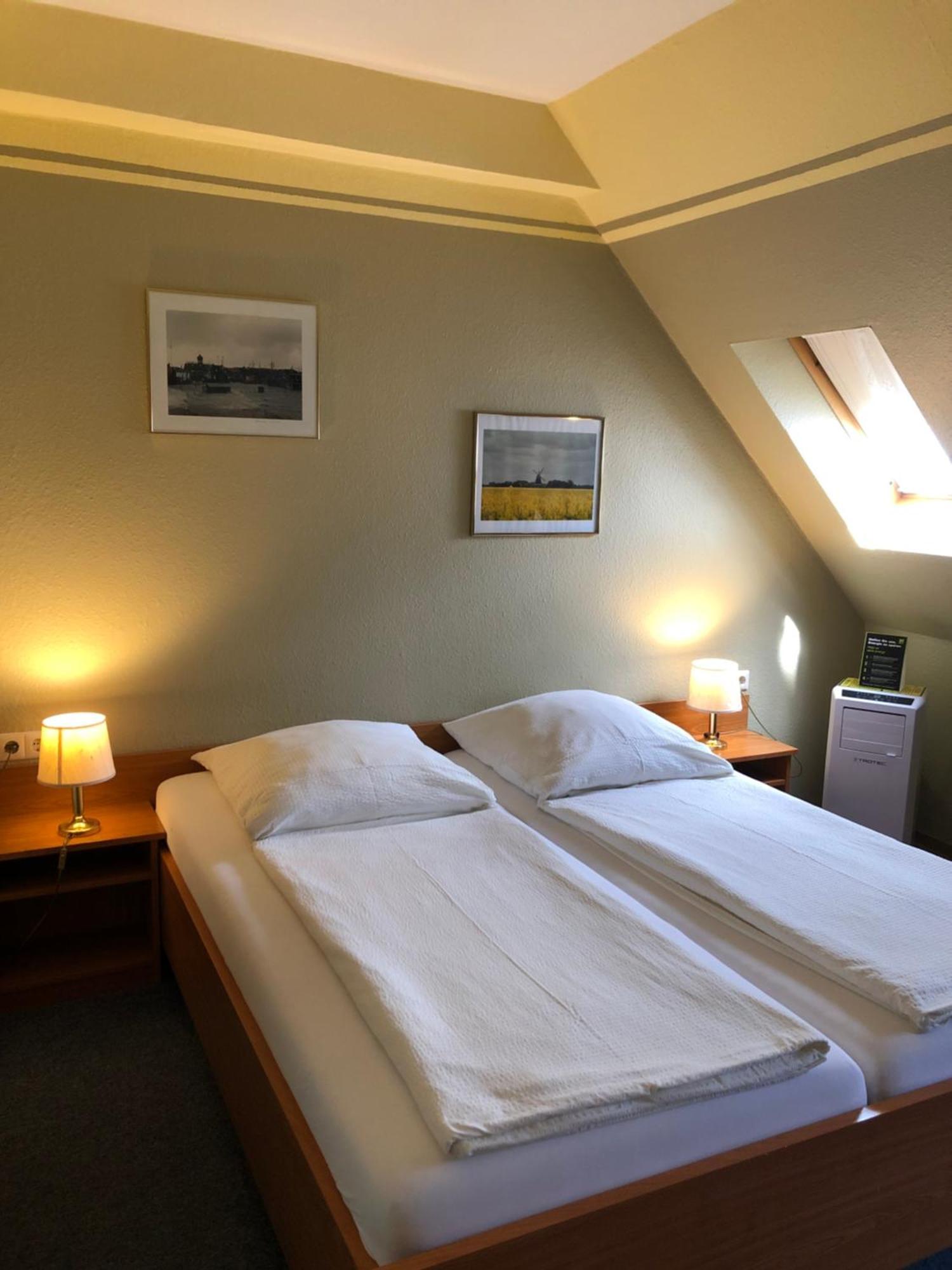 Garni Hotel-Pension Holum Neuharlingersiel Luaran gambar