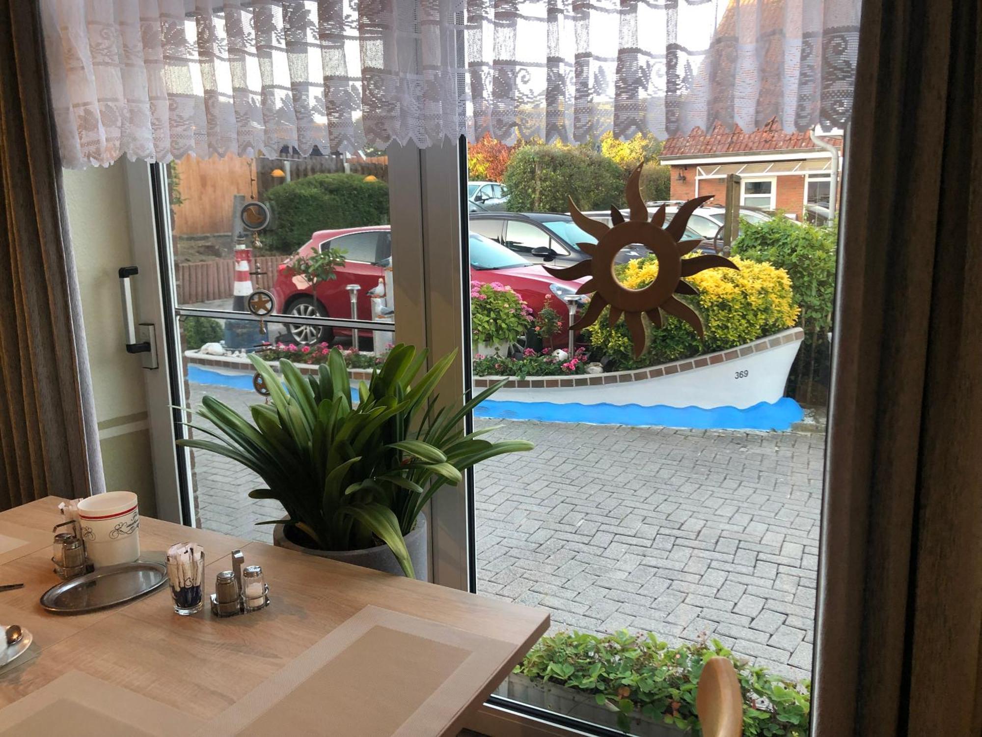 Garni Hotel-Pension Holum Neuharlingersiel Luaran gambar