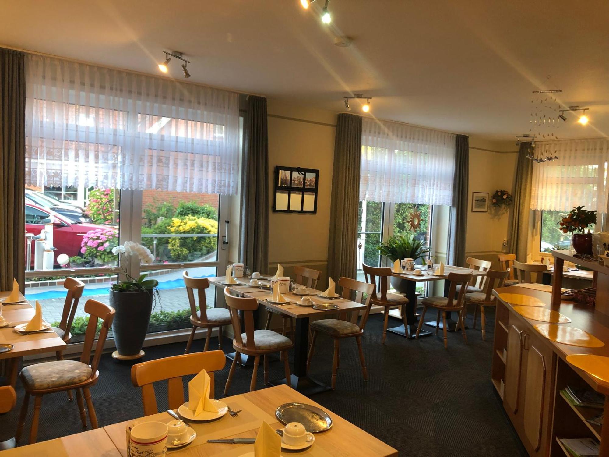 Garni Hotel-Pension Holum Neuharlingersiel Luaran gambar